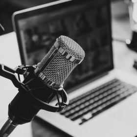 How to use podcasts for your agency’s SEO strategies?